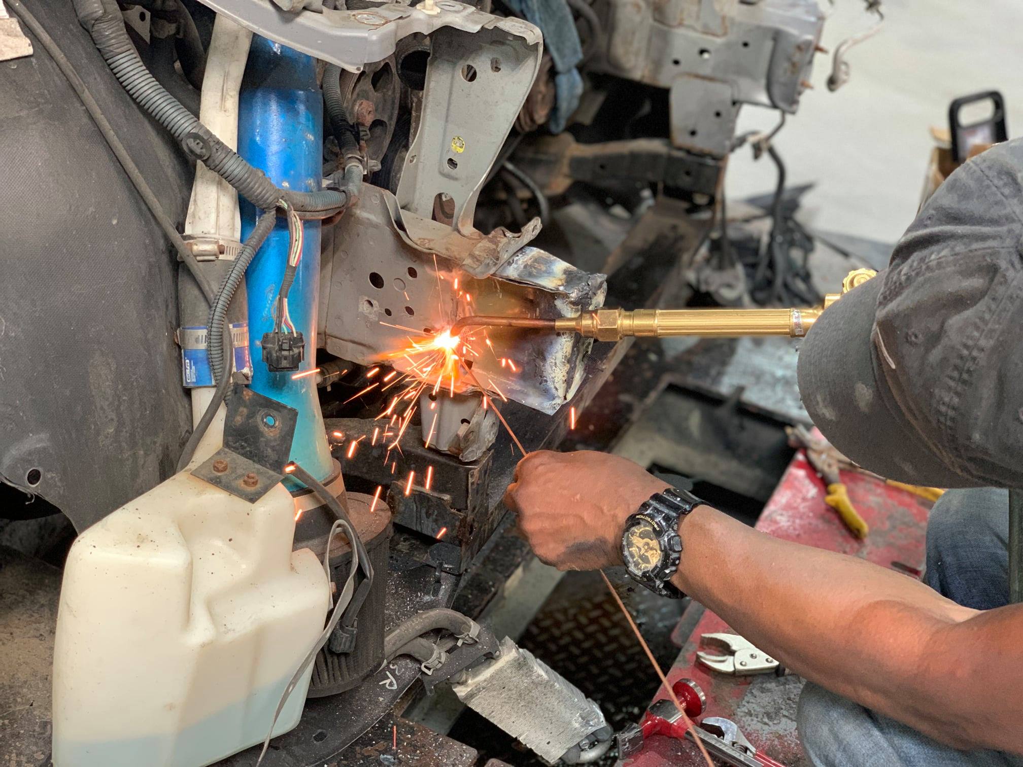 Trini Auto Offers Engine Repairs in Queens, NY 11423